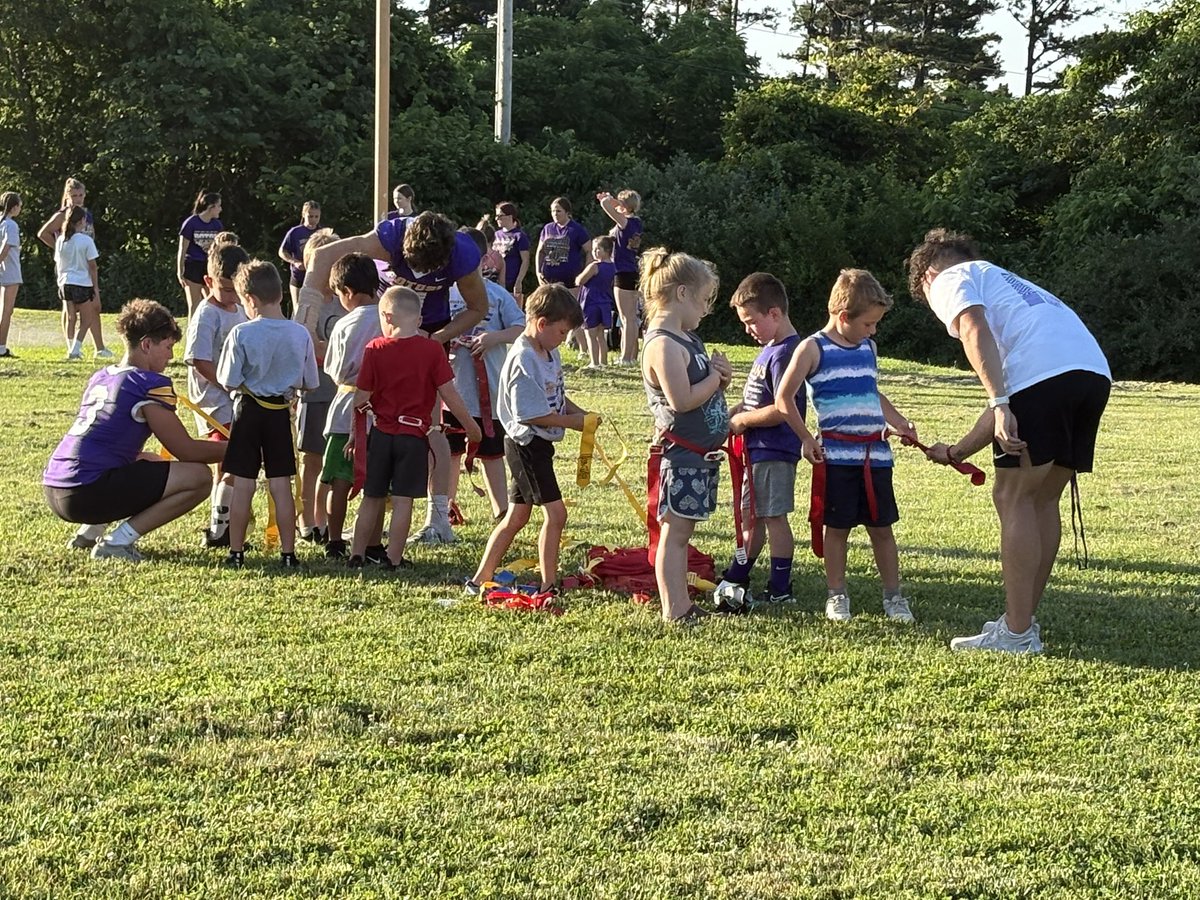 Thanks to everybody that made it out to the Little Trojans Football Camp last night!!!