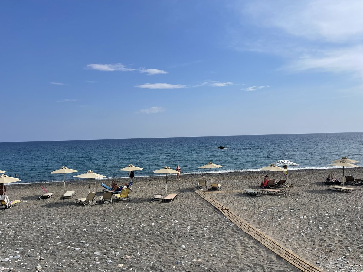 VardisHotel's tweet photo. 💙Blue life in #Crete  💦

#beach #chania #rethymno #kreta #visitcrete #beachlife #vardisolivegarden https://t.co/pLDvH1sk0i