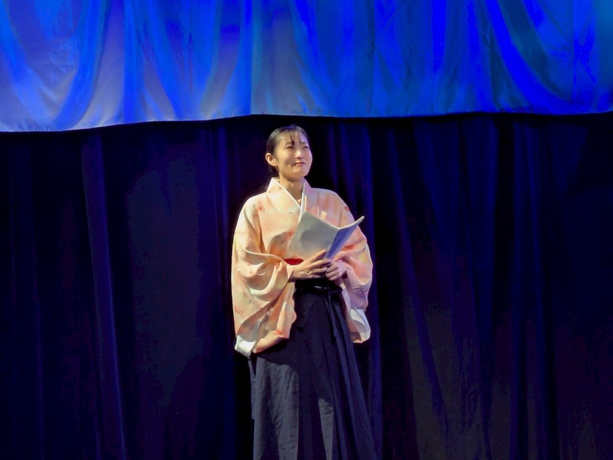 明日もGPゲネプロ✨
毎回のダメ出しを、改善させて
どんどん煮詰めています❗️

外は暑いですが☀️
OZシアターも熱いです🔥
15人の女たちは燃えています🔥

🌱チケットは
6日と12日は完売✨
13日も数枚となりました。
お申し込みはお早めに❗️

#宮沢賢治
#ミュージカルカンパニーOZmate
#OZシアター