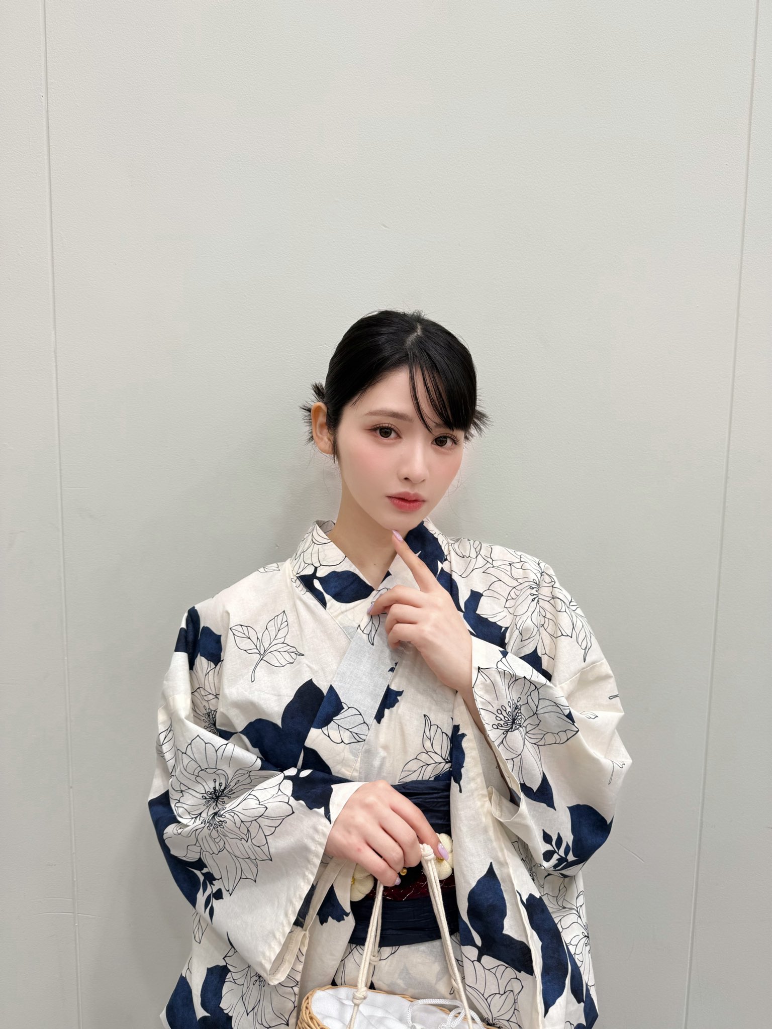 FRUITS ZIPPER 鎮西寿々歌 直筆サイン入り撮り下ろしチェキ 浴衣衣装 鎮西寿々歌(FRUITS ZIPPER) on X: