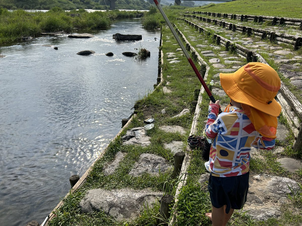 JinTravel's tweet photo. 深刻な夫婦喧嘩を乗り越え、高知へ保育園留学に来て1週間。最高なんだが。通わせてるもらってる幼稚園もめちゃくちゃ子どもに合ってる。やっぱり、四国好き。収入面の心配がなければ、普段は東京で夏、春休みは四国で生活したい…。あと一週間で行きたいところを全部消化できる気がしない。 https://t.co/yKGp3FANOl
