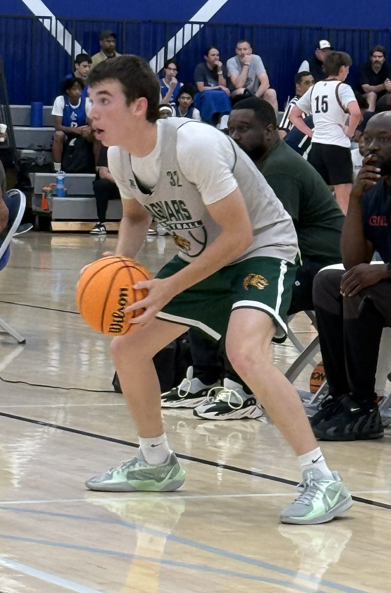 Coach_Frank (@norfolkknights) on Twitter photo Falls Church HS 2026 guard Stefin Schneider shooting it well and distributing. Heady, vocal. Can play either guard position. Active and intelligent off ball mover with solid footwork and he can shoot it! Quick crossovers, nice burst! #BigShots #VALive <a href="/BigShotsToday/">Hit The BIG SH🏀TS</a> Falls Church HS 2026 guard Stefin Schneider shooting it well and distributing. Heady, vocal. Can play either guard position. Active and intelligent off ball mover with solid footwork and he can shoot it! Quick crossovers, nice burst! #BigShots #VALive <a href="/BigShotsToday/">Hit The BIG SH🏀TS</a>