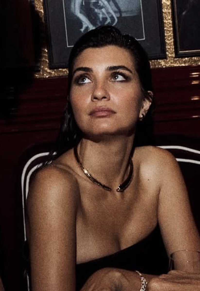 Güzelim 

#TubaBüyüküstün