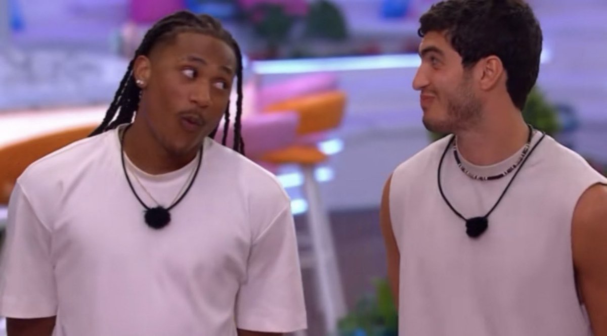 🚨IMPORTANT RQ INFO🚨

1. Yall know the house rules and I fr appreciate that 

2. No smoking (just walk to the end of the block and you good) 

3. WHEN YOU GET HERE I MIGHT NOT SEE YOU SO DM SOMEONE WHO YOU KNOW IS COMING TO LET YOU IN 

4. BYOB (if u can) + BRING SET UPS!