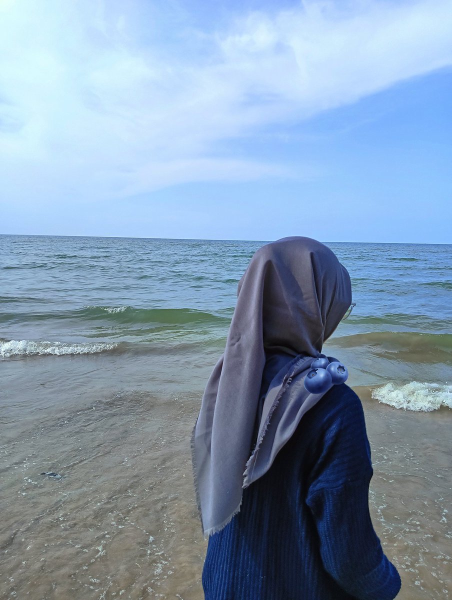 When we went to see the ocean 🌊 

#ATSD #ATEEZ #AtinySelcaDay #ATINY #YUNHO #정윤호 #윤호 <a href="/ATEEZofficial/">ATEEZ(에이티즈)</a>