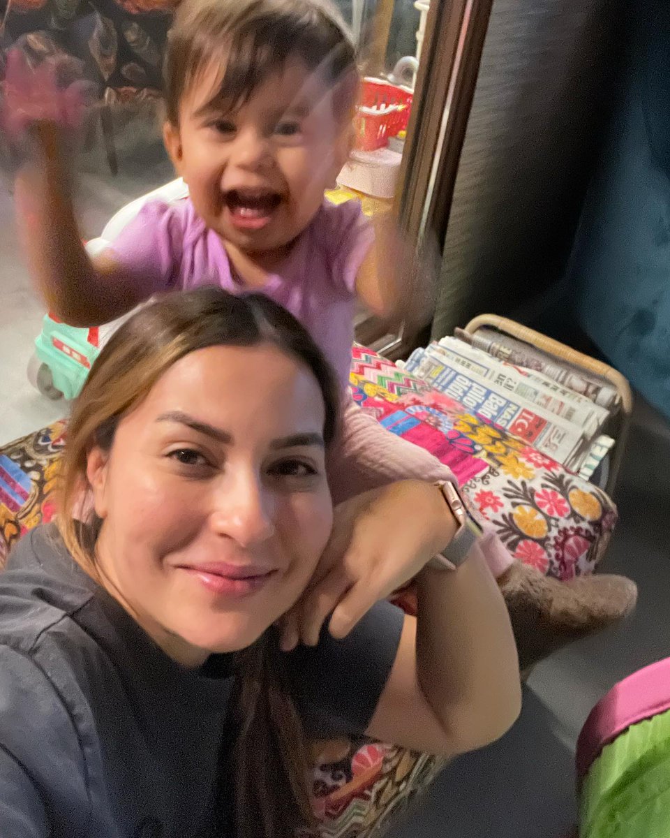 Clara61499's tweet image. @Clara61499 happy day with my princess