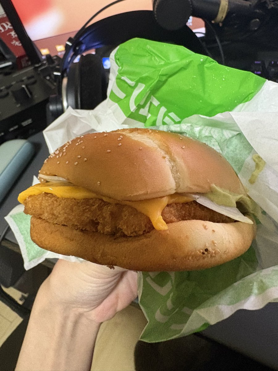 マックの新作美味しかった😊