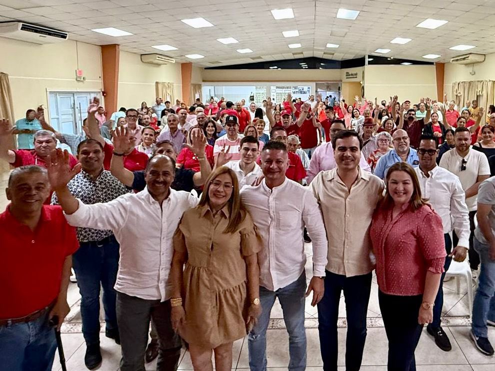 PabloJoseHR's tweet image. Buenos días 🔥Gracias a todos los populares que se dieron cita en Mayagüez, San Sebastián, Moca, Aguada, Isabela y Guaynabo esta semana. Nos vemos hoy en Cabo Rojo, San Germán y Sabana Grande. Mañana nos vemos en Yabucoa. ¡La refundación del @ppdpr está en la calle!