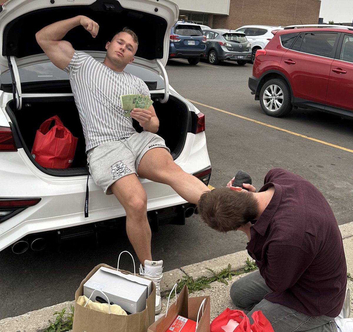 Bow down and $ERVE #findom