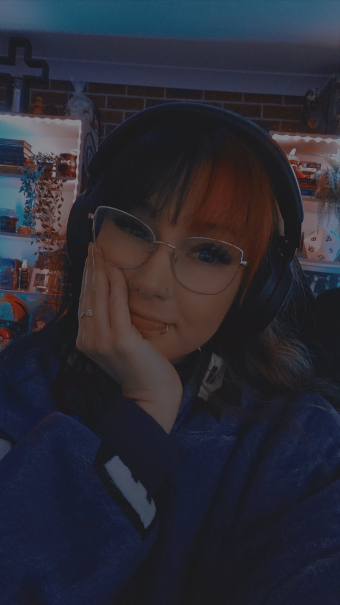 Stream didn't happen tonight, because One Drive decided to 💩 and in turn half my files are now "missing" from OBS...
This was me before I found out that happened 🫠