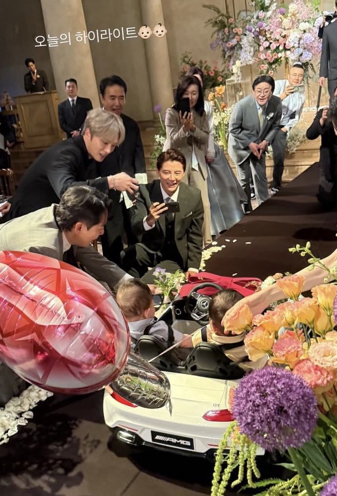 สองพี่น้องทูคิมที่เห่อหลานด้วยกันทั้งคู่