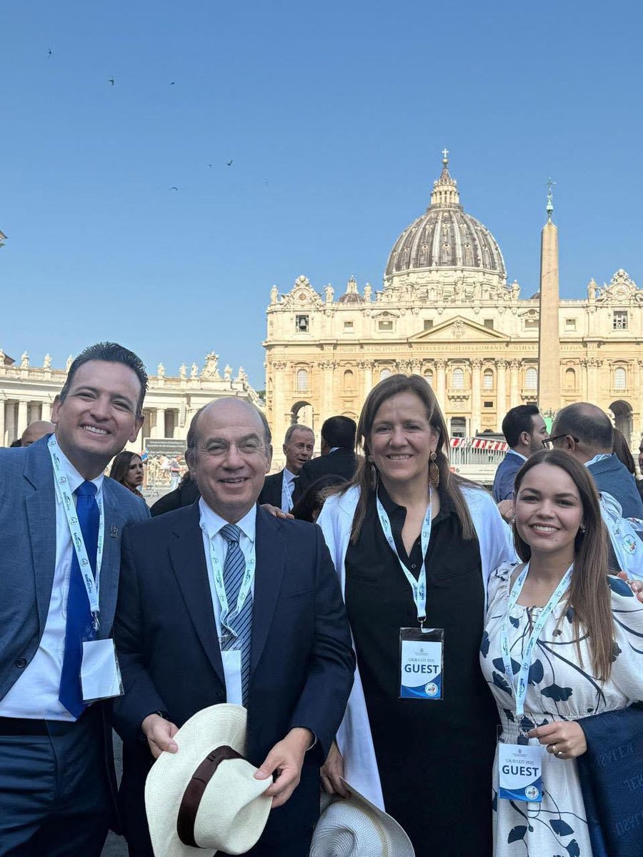 No cabe duda que las peores gentes son las más devotas.