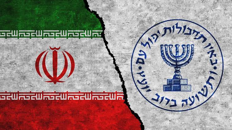 🔴 #SONDAKİKA | 🇮🇷🇮🇱

İran’ın Yezd Eyaleti’ndeki yargı makamları: “Son günlerde, MOSSAD’a hassas merkezler hakkında bilgi sağlayan bir casusu tutukladık.”
