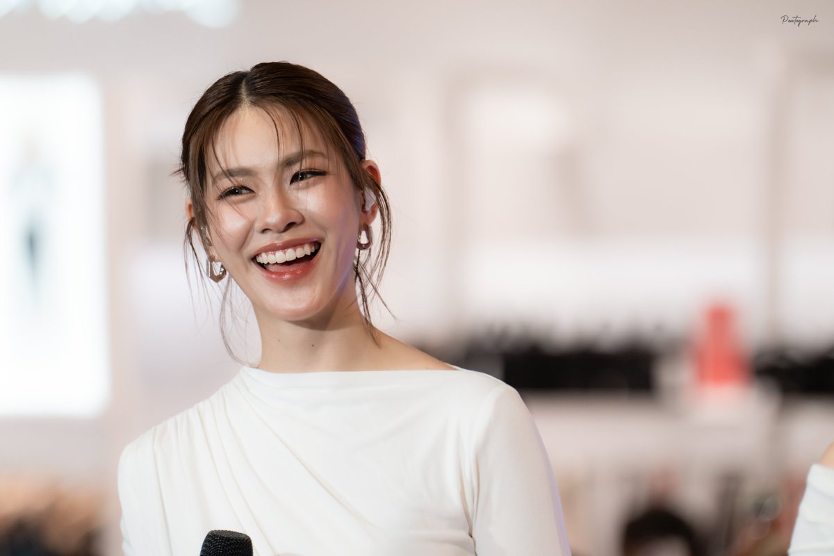 my precious 🧡🌷

STAY BEAUTY WITH EMBN
#InfinityMedicalClinicxEmiBonnie