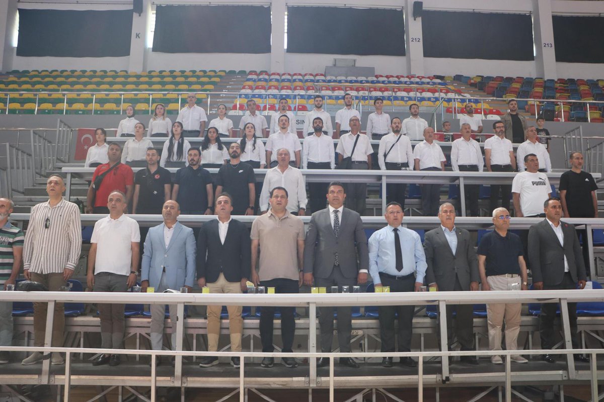 Şanlıurfa Kent Konseyi Başkanımız Sayın Süleyman Hartavioğlu, Gençlik ve Spor Bakanlığı ile Türkiye Taekwondo Federasyonu iş birliğinde düzenlenen Anadolu Yıldızlar Ligi Taekwondo Grup Müsabakaları, bu yıl Şanlıurfa’nın ev sahipliğindeki programa katıldı.

11 Nisan Kapalı Spor