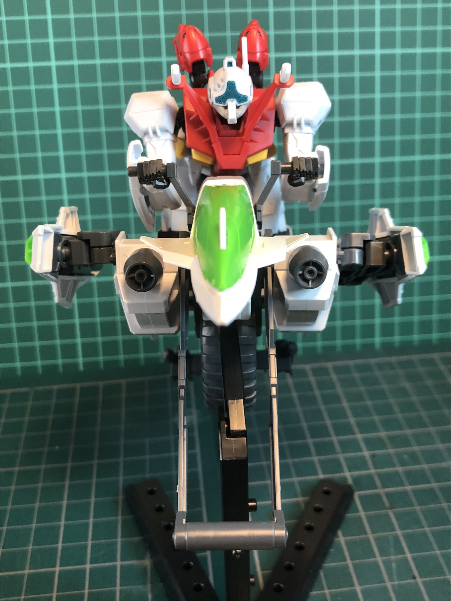 三浦になります。 SPM-458KTR／スニーカー／白梅