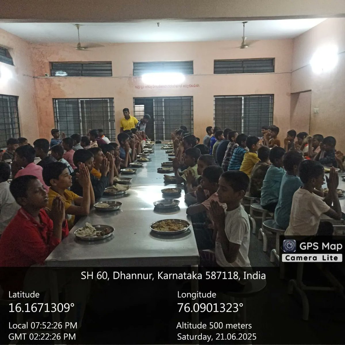 MDRS DHANNUR (@danurmdrs) on Twitter photo Night dinner MDRS dhannur #SocialAudit_SWDMeals #SocialWelfare_Karnataka <a href="/SWDGoK/">ಸಮಾಜ ಕಲ್ಯಾಣ ಇಲಾಖೆ</a> Night dinner MDRS dhannur #SocialAudit_SWDMeals #SocialWelfare_Karnataka <a href="/SWDGoK/">ಸಮಾಜ ಕಲ್ಯಾಣ ಇಲಾಖೆ</a>