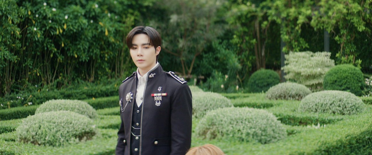 เห็นท่านชายคณินทร์สบายดีทั้งกายและใจ ท่านชายคาลวินก็ไม่รบกวนเวลานาน สมกับเป็นกัปตันเรือ เอ้ย! มิตรสหายที่ดีจริง ๆ นะเพคะ รู้ใจคุณหนูนินมาก 🥰

MEENANAGARIN CITY
#TheNextPrinceEP8