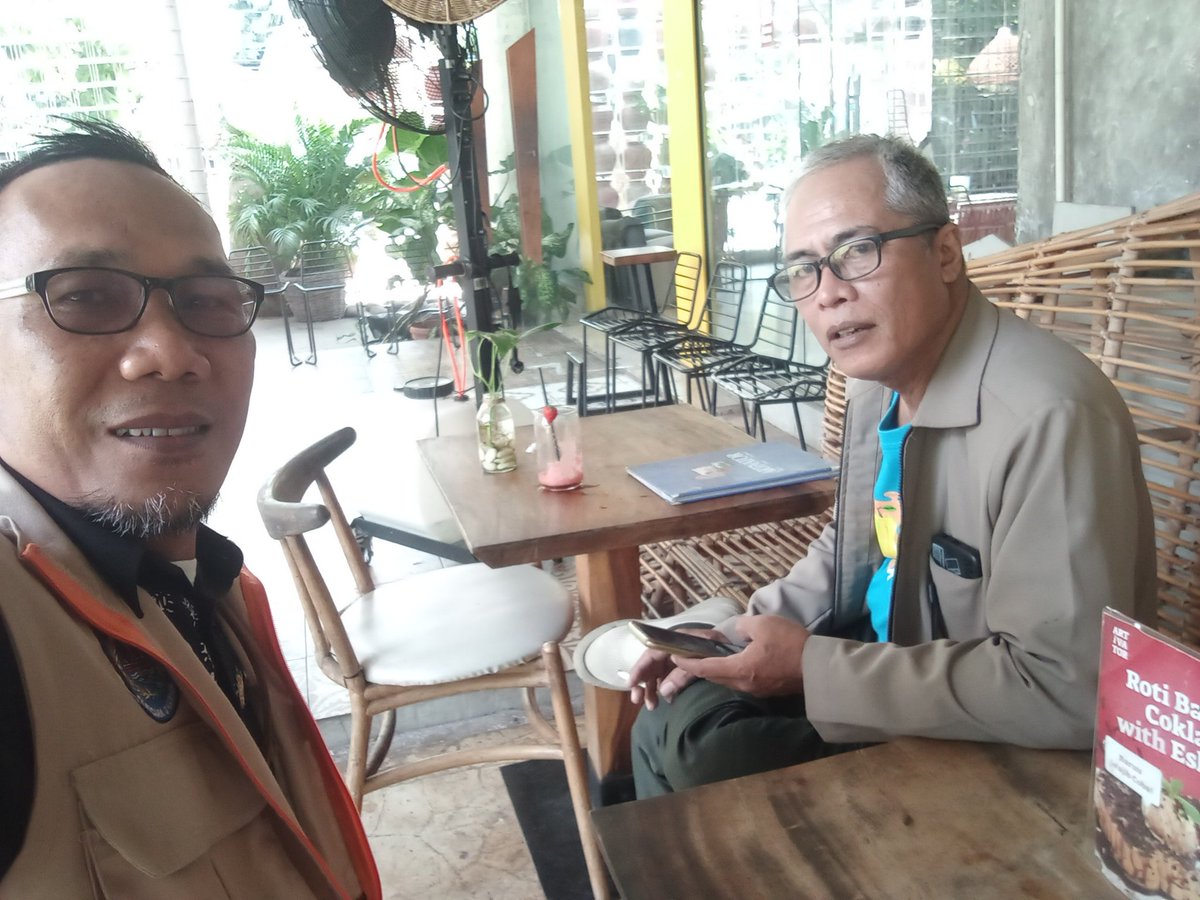 daniESyatirie's tweet image. silaturrahim semoga berkah