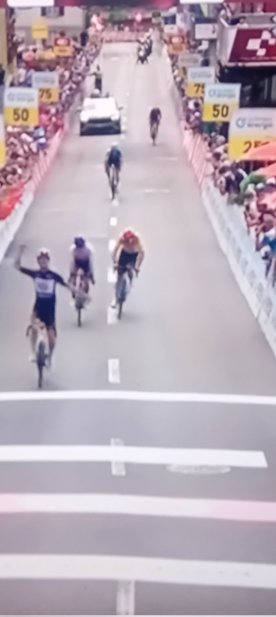 🔥 mantenlo prendido🔥no lo dejes apagar hasta el tour🔥Bota lume.