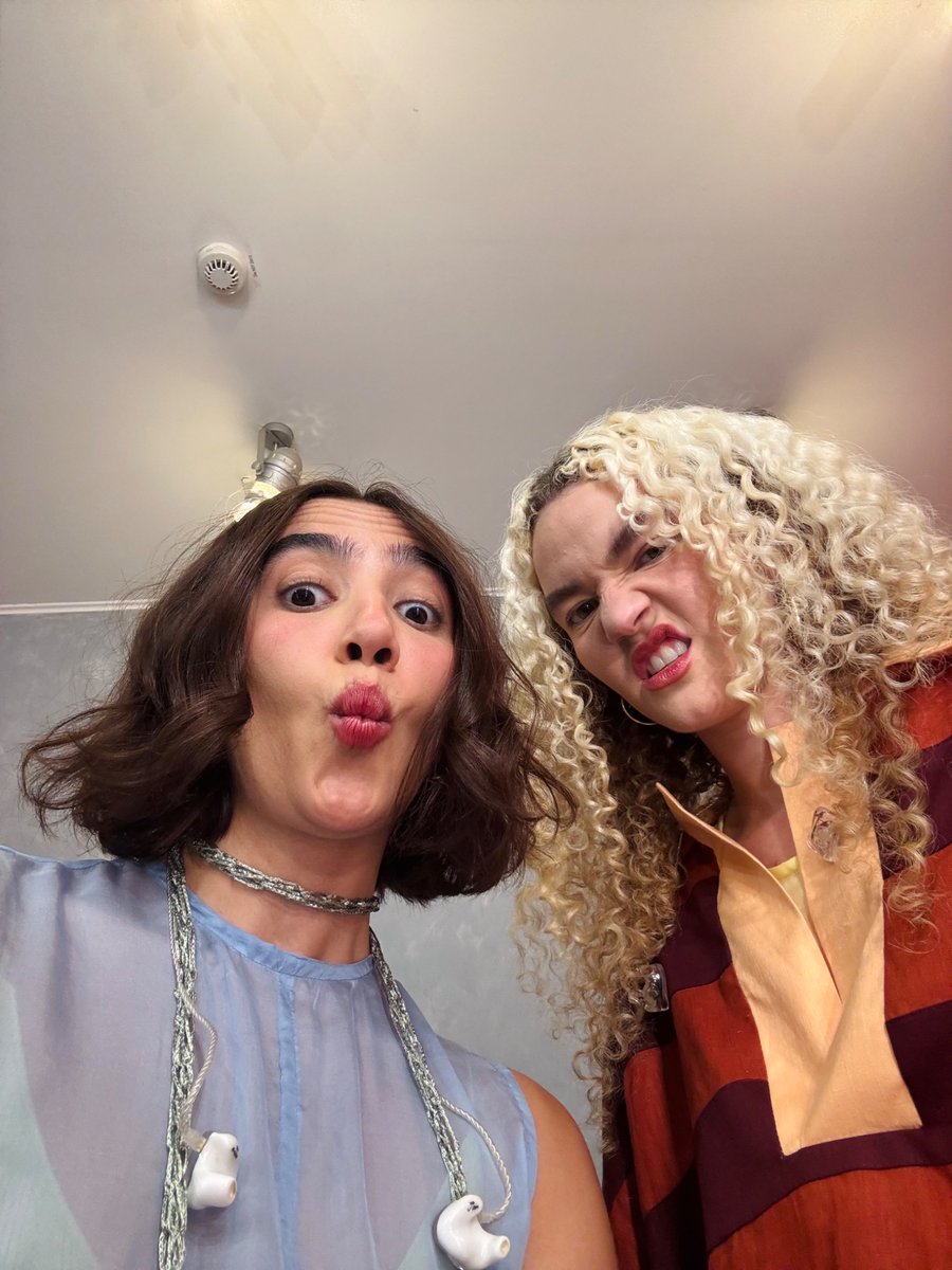 ANAVITÓRIA (@oanavitoria) on Twitter photo 