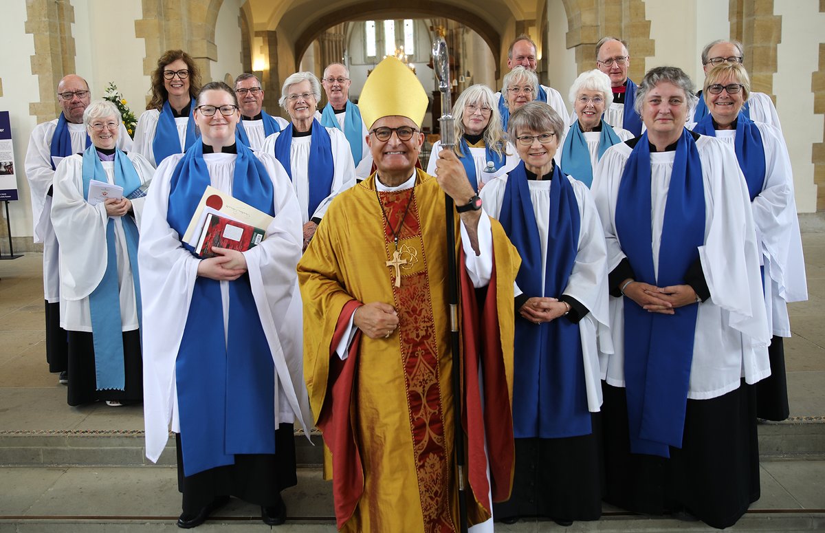 Portsmouth Diocese (@cofeportsmouth) on Twitter photo Our bishop <a href="/JonathanHFrost/">Bishop of Portsmouth</a> licensed three new Readers <a href="/PortsmouthCath/">Portsmouth Cathedral ☩</a> this morning - Sue Craft, Sam Piggot and Carolyn Shannon. Other Readers were able to renew their vows in the service. See the photos & read our report here: portsmouth.anglican.org/news/2025/06/2… Our bishop <a href="/JonathanHFrost/">Bishop of Portsmouth</a> licensed three new Readers <a href="/PortsmouthCath/">Portsmouth Cathedral ☩</a> this morning - Sue Craft, Sam Piggot and Carolyn Shannon. Other Readers were able to renew their vows in the service. See the photos & read our report here: portsmouth.anglican.org/news/2025/06/2…