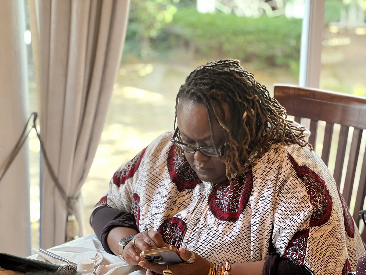 The Zimbabwe National Editors Forum &amp; Zimbabwe Union of Journalists , with support from WAN-IFRA Women In News (WIN) hosted a Editors luncheon  and the key focus discussion was on Artificial Intelligence (AI) in the newsrooms , opportunities, threats and ethical considerations.