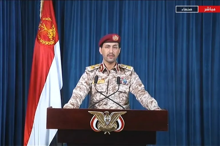 لا يوجد وزير دفاع عربي أو إسلامي يجرؤ على قول ما قاله العميد يحيى سريع، هؤلاء القوم عرفهم ترامب وجنرالاته جيدًا؛ لم يخوضوا حربًا بحرية كتلك التي خاضوها مع #اليمن منذ الحرب العالمية الثانية......