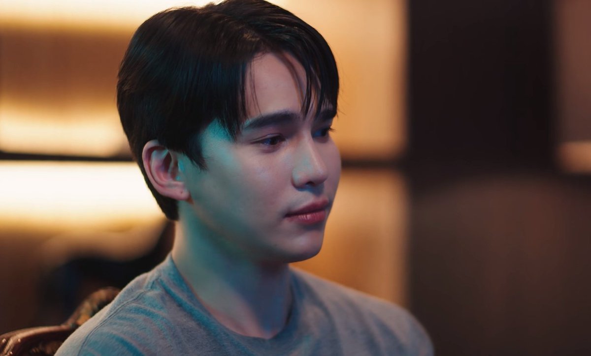 imormoru's tweet photo. ท้อปปิควันนี้ขอเสนอ ✨️
"แก๊งพ่อบ้านเมียหายใจสลายอยากได้เธอคืน" 

นับว่าบุญมีแต่กรรมบัง มีเมียสวยแต่เมียชอบหนี เริ่มจากไอ่อี้ เอ้ย เฮียอี้ เมียจะหนีไปสวิส พอมาพี่ไทเมียหนีข้ามไปอีกโลก ส่วนพี่ซันเมียหนีไปปาร์ตี้กับรุ่นน้อง คนสุดท้ายนายไตรภพ เมียหนีไปไหนไม่รู้ โทรไม่ติด ตื่นมางง https://t.co/zFuS5oWDou