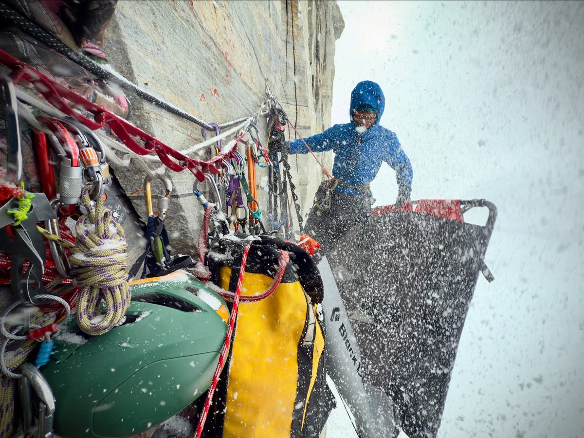 GrippedMagazine's tweet image. Big new route climbed on Baffin Island...
theboldandcold.com/f/sikunga-expr…