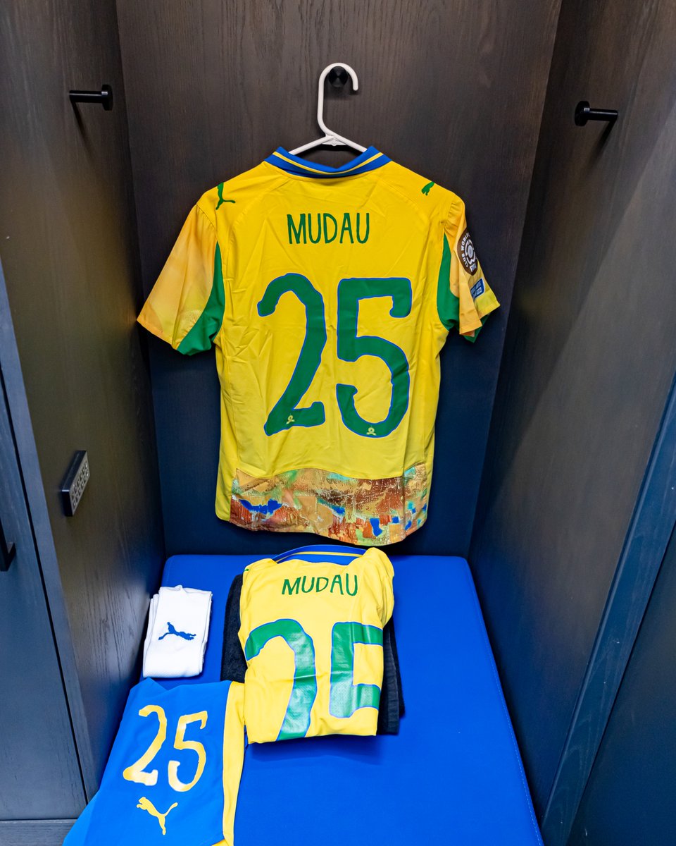 Masandawana's tweet image. Fresh threads ready to debut on the world stage.🌍👀

#Sundowns #FIFACWC #TakeItToTheWorld #AfricaToTheWorld