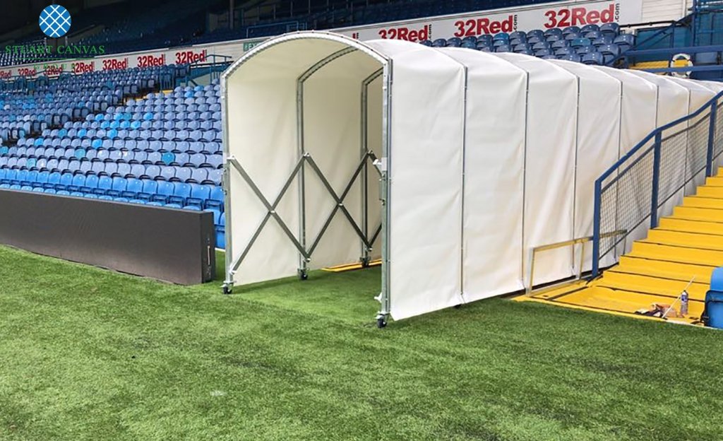 PT_FC's tweet image. 🚨 Wanted Retractable Tunnel 🚨

Can any clubs recommend a company that supplies a player&apos;s tunnel please. 

Thanks in advance 🙌