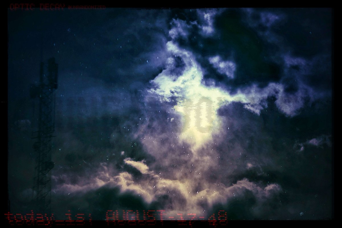 UnRandomized's tweet image. Optic Decay. A wip #art project through #photography and #photoshop
that's all I have for now