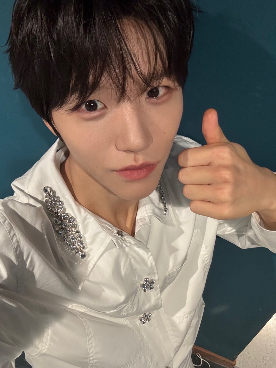 Jaehee_France's tweet photo. 🌳 ᥕᥱvᥱrsᥱ ᥙρdᥲtᥱ | 21.06

💘 “Grâce aux Czennies j'ai vraiment passé un anniversaire significatif et mémorable 🏆🎂🫶🏻
Merci beaucoup et je vous aimes!!! 
💚  👍  🌳  🌟  💎  🍀  🌈”

#JAEHEE #NCTWISH ༊࿐ ͎. ｡˚ ° ⊹ ˚. https://t.co/TboBYwTpvf