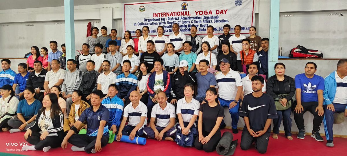 Raja Rammohun Roy Library Foundation (@rrrlfkolkata) on Twitter photo District Library, Gyalshing, Sikkim, a beneficiary of <a href="/RrrlfKolkata/">Raja Rammohun Roy Library Foundation</a> organized #InternationalDayofYoga2025 in its premises. Library staff, readers & local people participated the event & practiced Yoga for a healthy life. #IDY2025 #YogaForOneEarthOneHealth #YogaInLibraries District Library, Gyalshing, Sikkim, a beneficiary of <a href="/RrrlfKolkata/">Raja Rammohun Roy Library Foundation</a> organized #InternationalDayofYoga2025 in its premises. Library staff, readers & local people participated the event & practiced Yoga for a healthy life. #IDY2025 #YogaForOneEarthOneHealth #YogaInLibraries