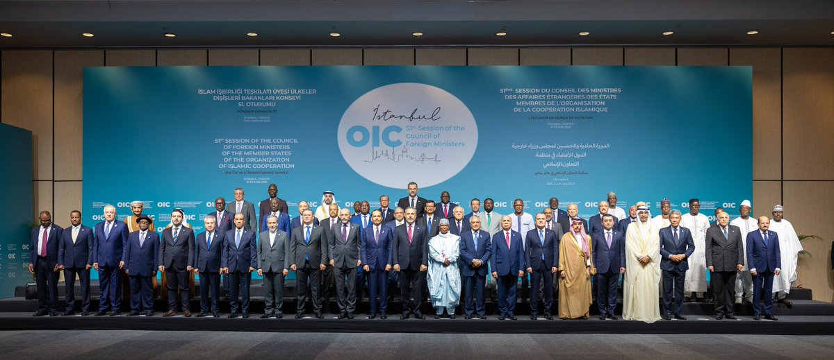 MBA_AlThani_'s tweet image. Participated in the 51st session of the Organization of Islamic Cooperation in Istanbul. Our Islamic nation faces ongoing Israeli attacks against our Palestinian & Iranian brothers, joint Islamic action is crucial to confront these challenges and work towards achieving peace.