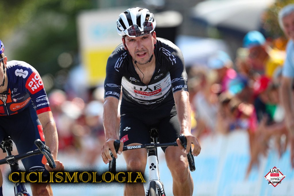 ciclismologia's tweet image. João Almeida impone su clase en la cima de Emmetten
#Ciclismo #TourdeSuisse #JoaoAlmeida
ciclismologia.com/joao-almeida-i…
