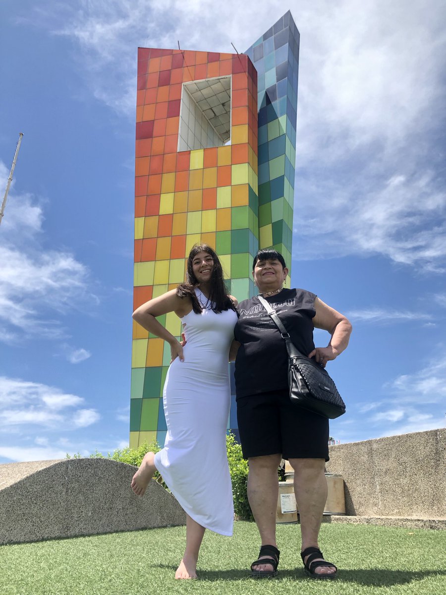 Lauraaceros3's tweet photo. Te amo, durame toda la vida. Haz estado en los momentos más difíciles y más felices de mi vida. Te agradezco por ser la mamá que siempre quise. https://t.co/DL40l2Sxry
