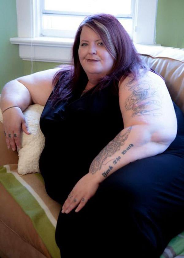 8 days till @donnamarrie1977 birthday and she’s waiting for you to fork over your smoothie money 🤣🤣
