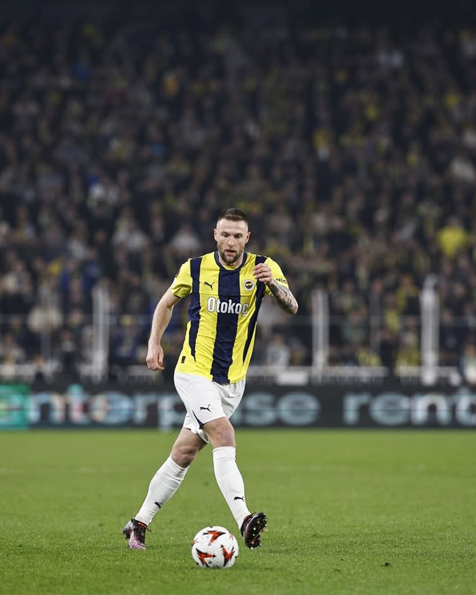 burcanova's tweet photo. 🚨 TRANSFERDE SON DURUM!

“Skriniar’ın maaş konusunda esnek olmaması, görüşmeleri durma noktasına getirdi.”
(🔗Ertan Süzgen)

📉 Şartlarda anlaşma sağlanamazsa transfer rafa kalkabilir.

#Skriniar #TransferGündemi #BüyükTransfer #SavunmaDuvarı #MaaşKriz #SonDakika https://t.co/drjgqLNVv9