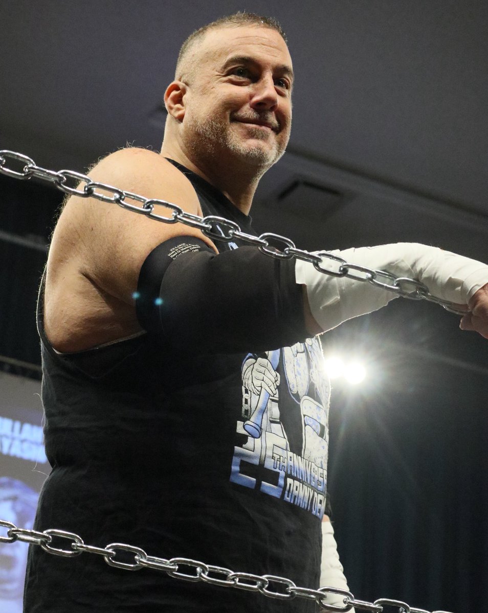 nori_co's tweet photo. 試合前にこの優しい表情、たまらんです🥰
#ICW
#ICWNHB
#DannyDemanto
2025.6.18 https://t.co/MsPa1iSeoI