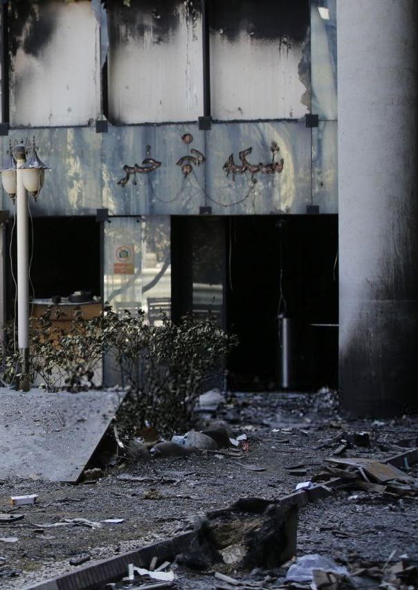 این عکس از ساختمان شبکه خبر خود تراپیه :))