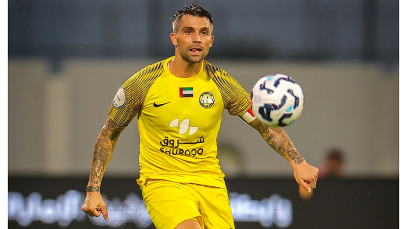 أكد مصدر في شركة نادي كلباء أن اللاعب الإيطالي دانييل بيسا مستمر مع الفريق في الموسم المقبل، ولا صحة لما يُتداول عن مغادرته أسرة «النمور»