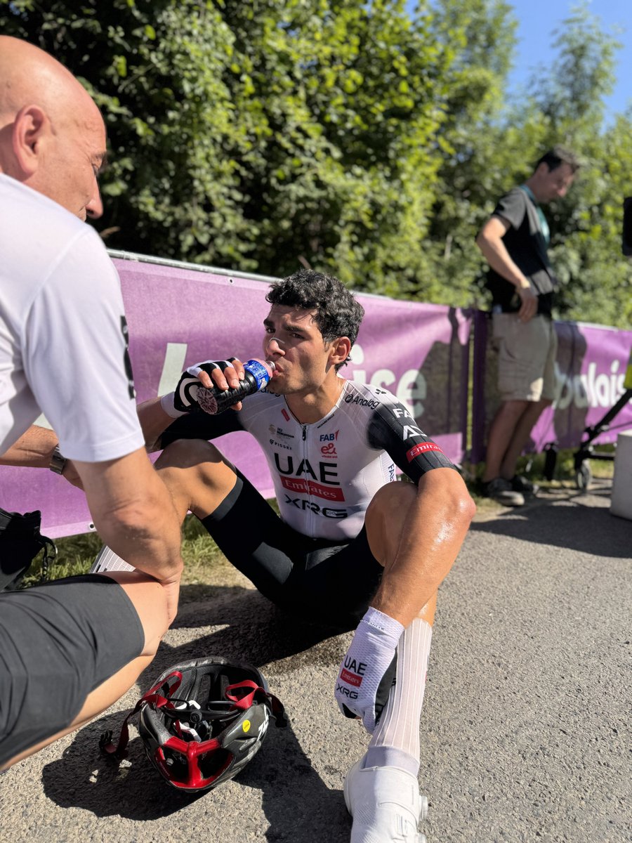 @UAE-TeamEmirates (@teamemiratesuae) on Twitter photo A huge effort from <a href="/Filobaroncini/">Filippo Baroncini</a> delivers him to the overall lead at the #BaloiseBelgiumTour! ๐ง๐ช
The Italian went in a speculative breakaway on stage 4 and did plenty of the pulling, in an effort to make it to the finish โ๐ผ
Coming across the line in fourth, Pippo takes ๐ A huge effort from <a href="/Filobaroncini/">Filippo Baroncini</a> delivers him to the overall lead at the #BaloiseBelgiumTour! ๐ง๐ช
The Italian went in a speculative breakaway on stage 4 and did plenty of the pulling, in an effort to make it to the finish โ๐ผ
Coming across the line in fourth, Pippo takes ๐