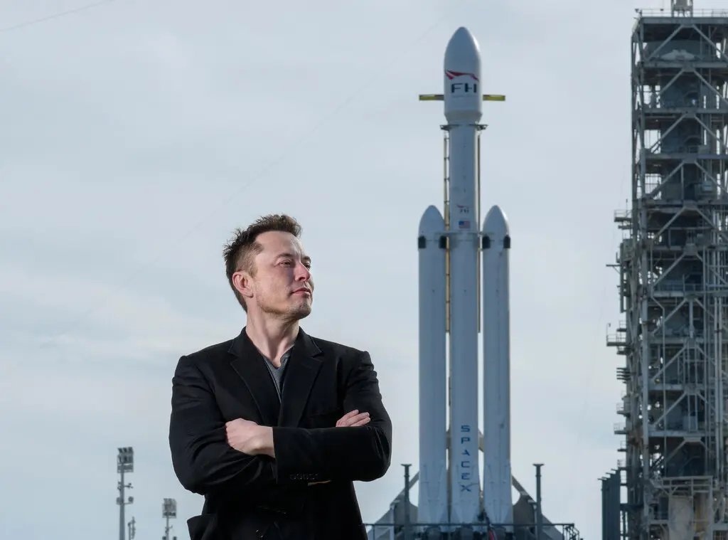 🚨 BREAKING : Le azioni di SpaceX di Elon Musk superano attualmente il valore delle sue azioni Tesla.