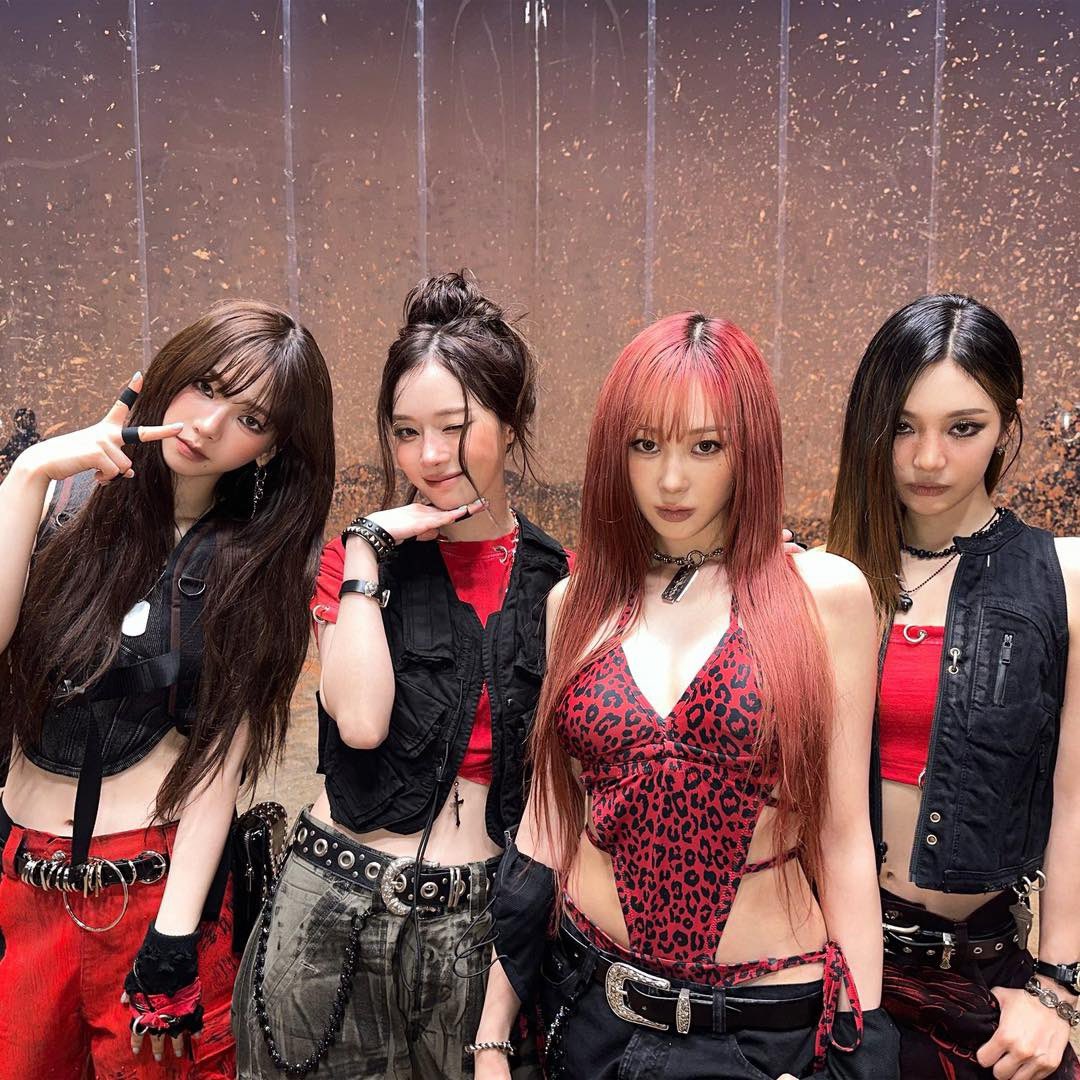 aespa won the “Bonsang" and “World Best Artist” awards at the 34th Seoul Music Awards.