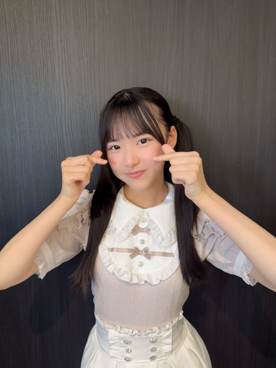 10期研究生 個別生写真10枚セット 木根彩呂花 - NMB48 OFFICIAL