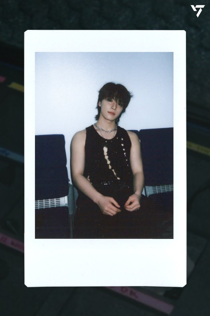 [#17pcs] ‘THUNDER’ Photo Sketch (Instant photo ver.)

▶️ weverse.io/seventeen/medi…

#SEVENTEEN #세븐틴
#HAPPY_BURSTDAY
#SVT_THUNDER