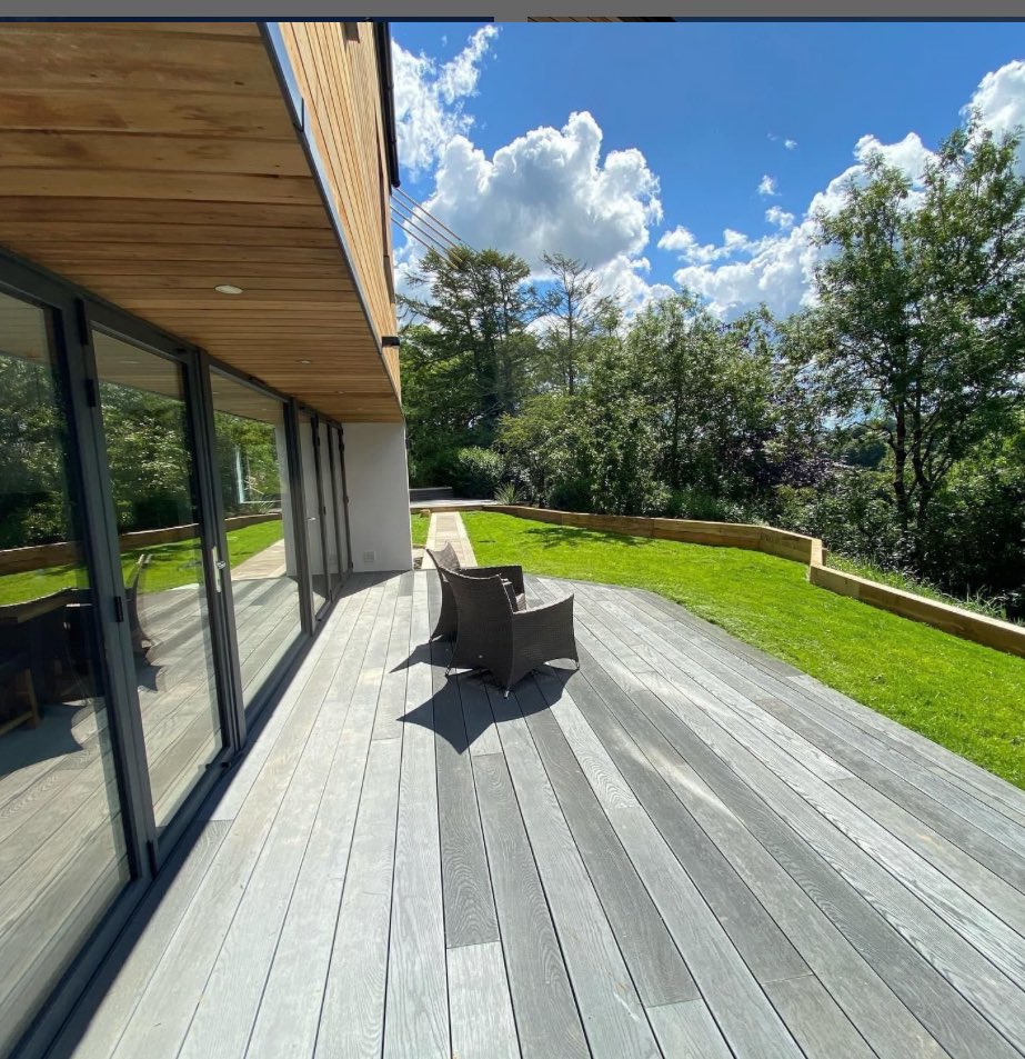 PurlDesign's tweet image. Fabulous #newbuild #cornwall on a tricky sloping site for #privateclient 
Design @PurlDesign 
Build @SteveWaddell18 #propertydeveloper