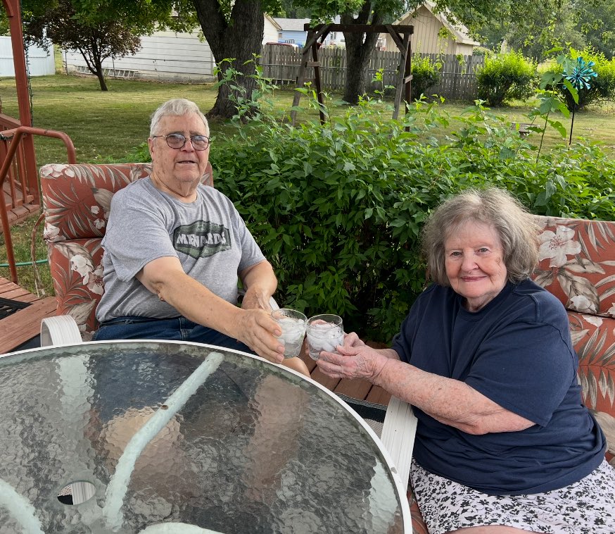 My parents are celebrating 65 years of marriage today! 💍
Read his text to me!🙌🏻🤣🎉
He’s 90, she is 85!